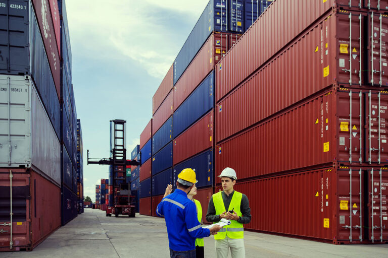 How to Choose the Right Shipping Logistics Provider